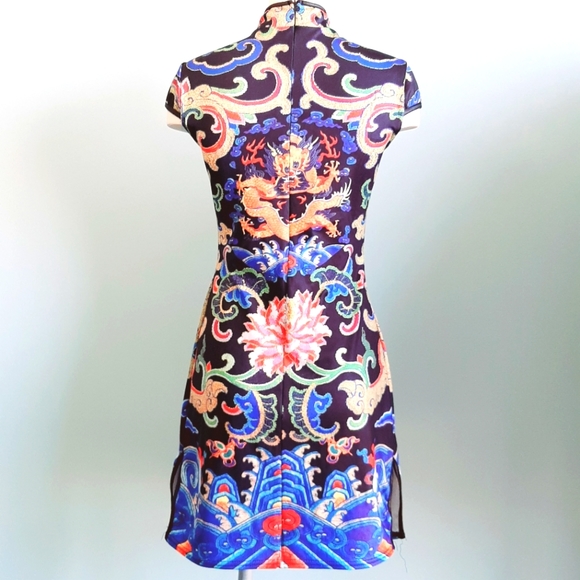 Dragon digital print short qipao - Picture 2 of 5